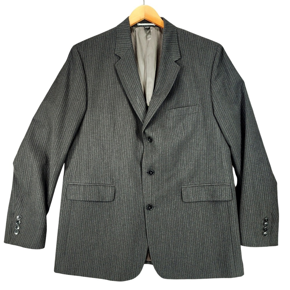 Club Monaco Sport Coat 45R Mens Pinstripe Charcoal Gray Wool Blend Single Breast